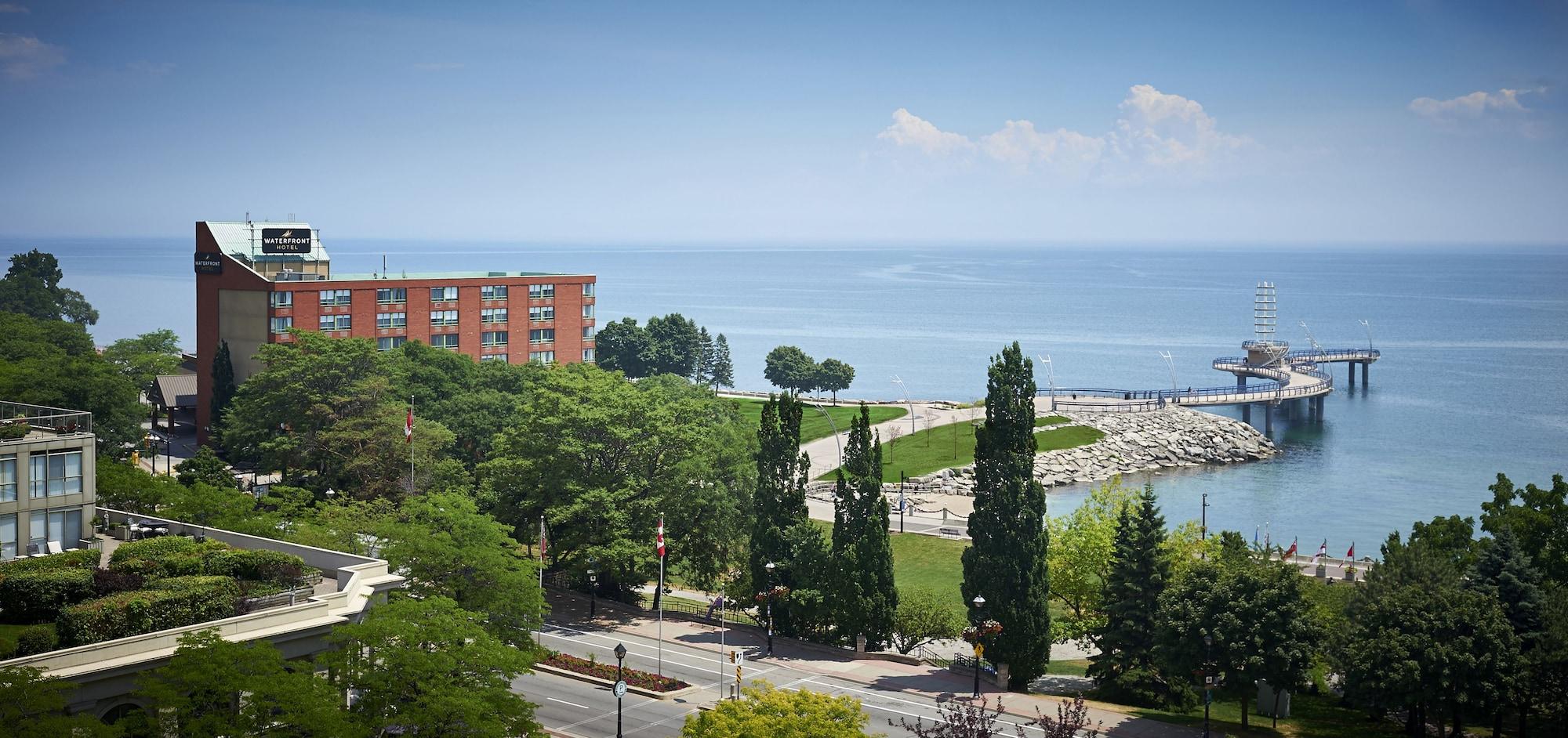 Waterfront Hotel Downtown Burlington Extérieur photo